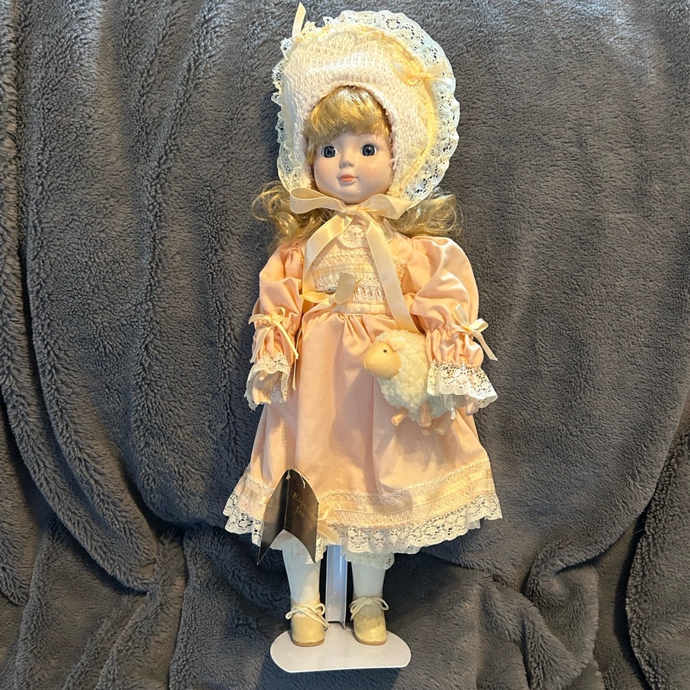 House of Lloyd Private Collection 1989 Porcelain Doll Little Bo Peep & Her Sheep